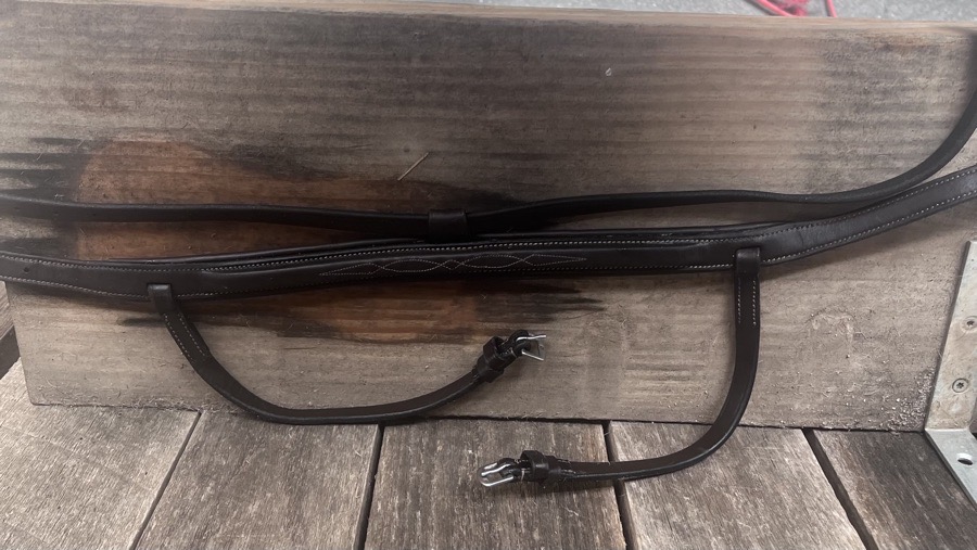 Tru fit flash noseband