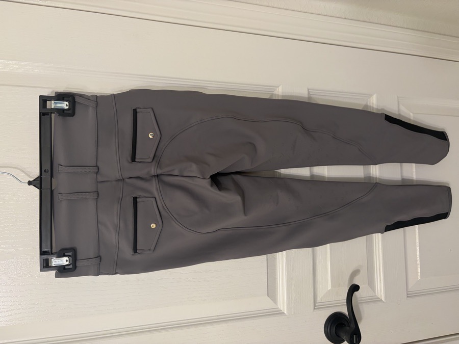 THE MODERN HORSE Riding Pants - Breeches