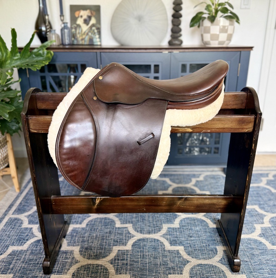 17" Hadfield's Saddlery Jermey Rudge "Medium" Close Contact Jumping Saddle