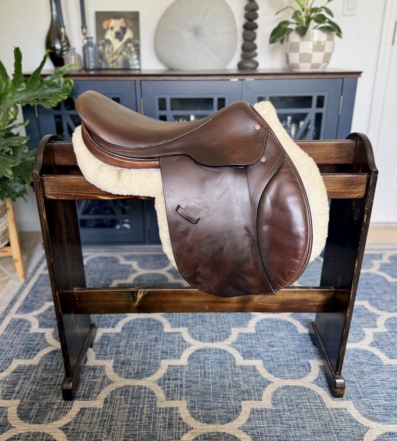 17" Hadfield's Saddlery Jermey Rudge "Medium" Close Contact Jumping Saddle