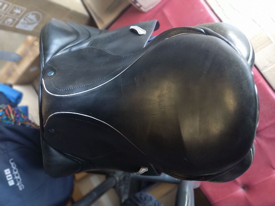 Stubben Jump Saddle