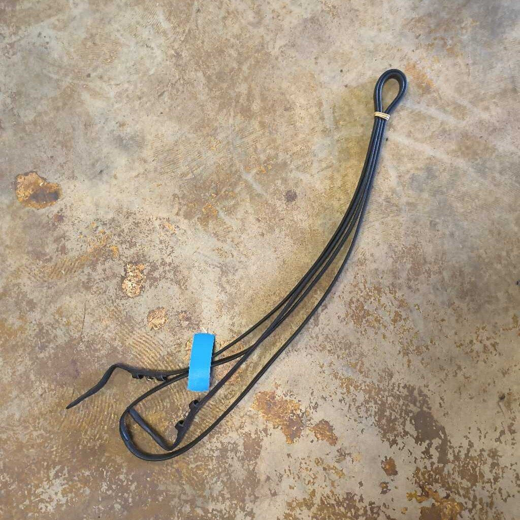 Thin Smooth English Reins, Black, Size Horse