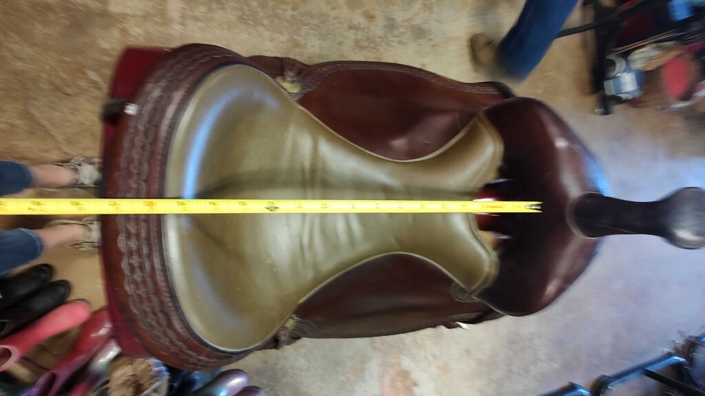 Circle Y Park and Trail Saddle, Brown, 15.5" seat