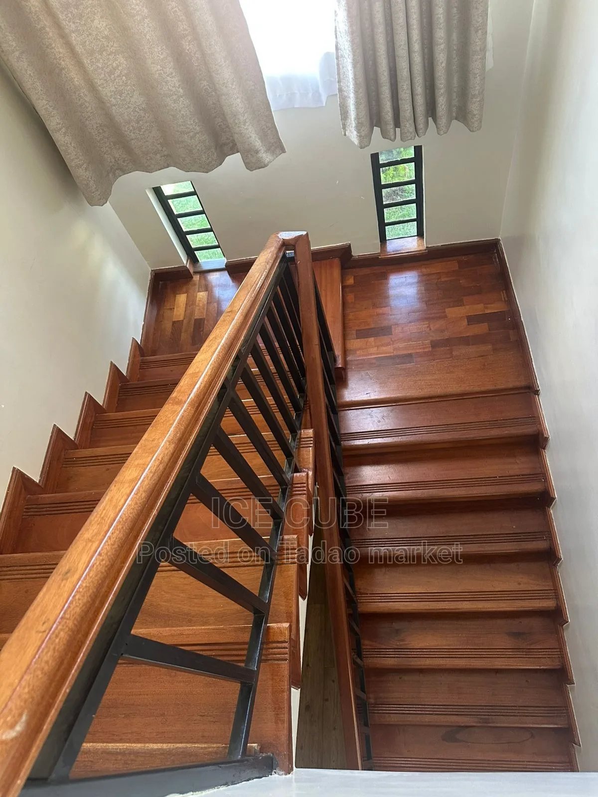 4 bedroom. Massionate 2