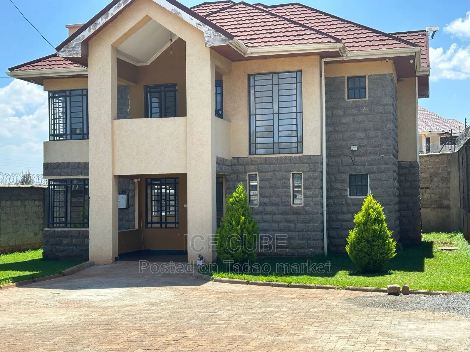 4 bedroom. Massionate 4