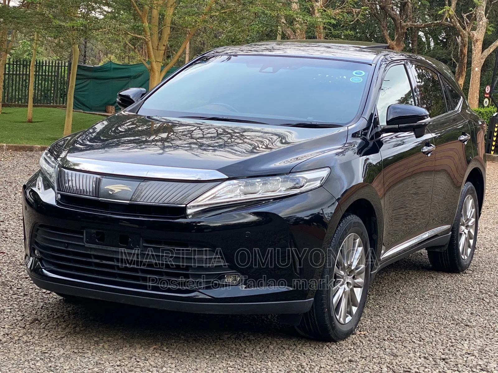 Toyota Harrier 2