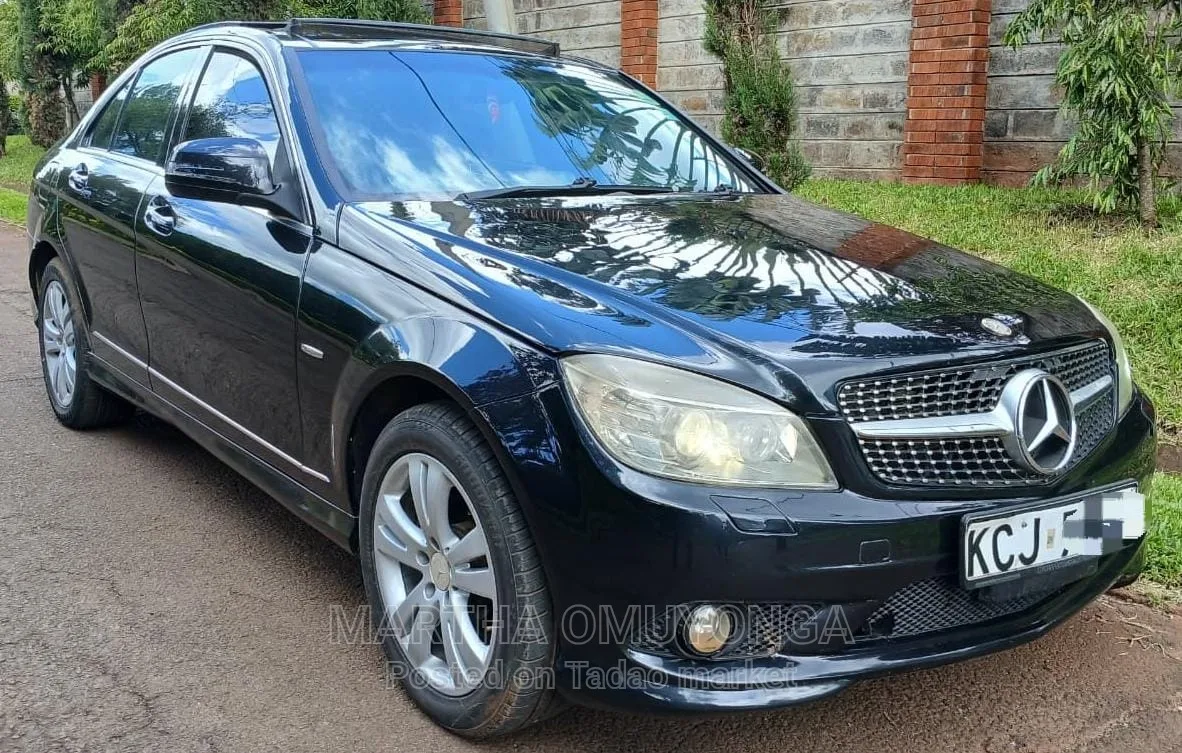 MERCEDES BENZ C250 2