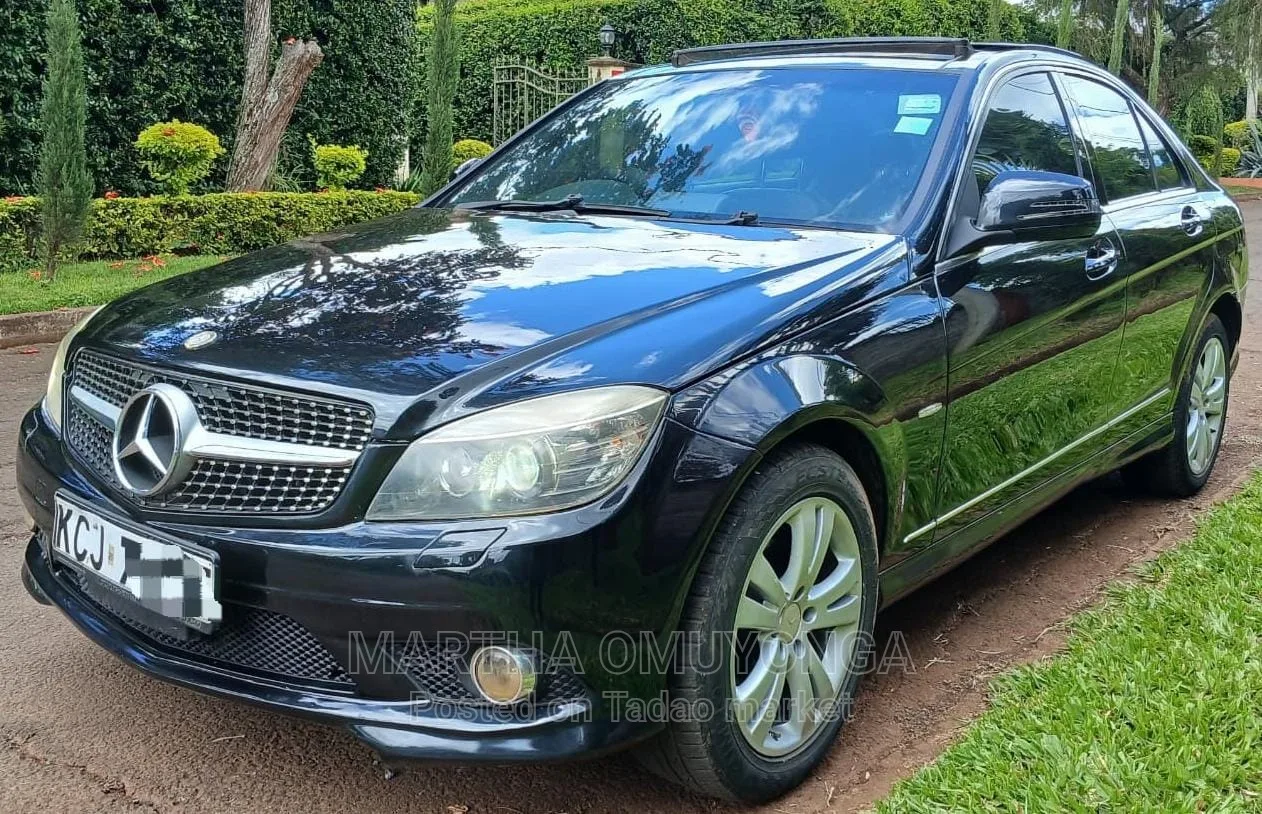 MERCEDES BENZ C250 3