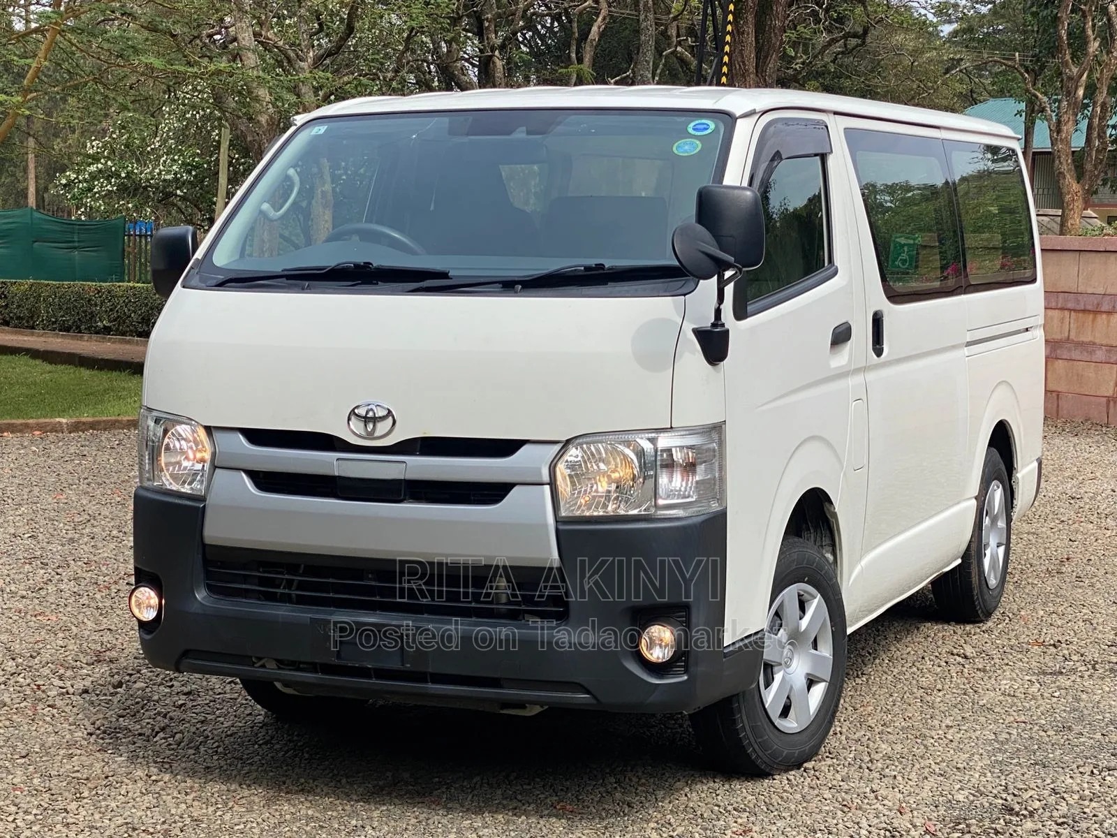 TOYOTA HIACE DIESEL 3