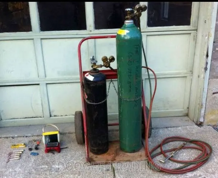 OXYGEN AND ACETYLENE GAS(WELDING GAS) FOR SALE 4
