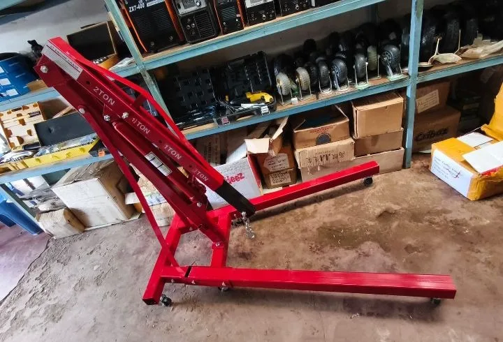 2T ENGINE CRANE FOR SALE 3