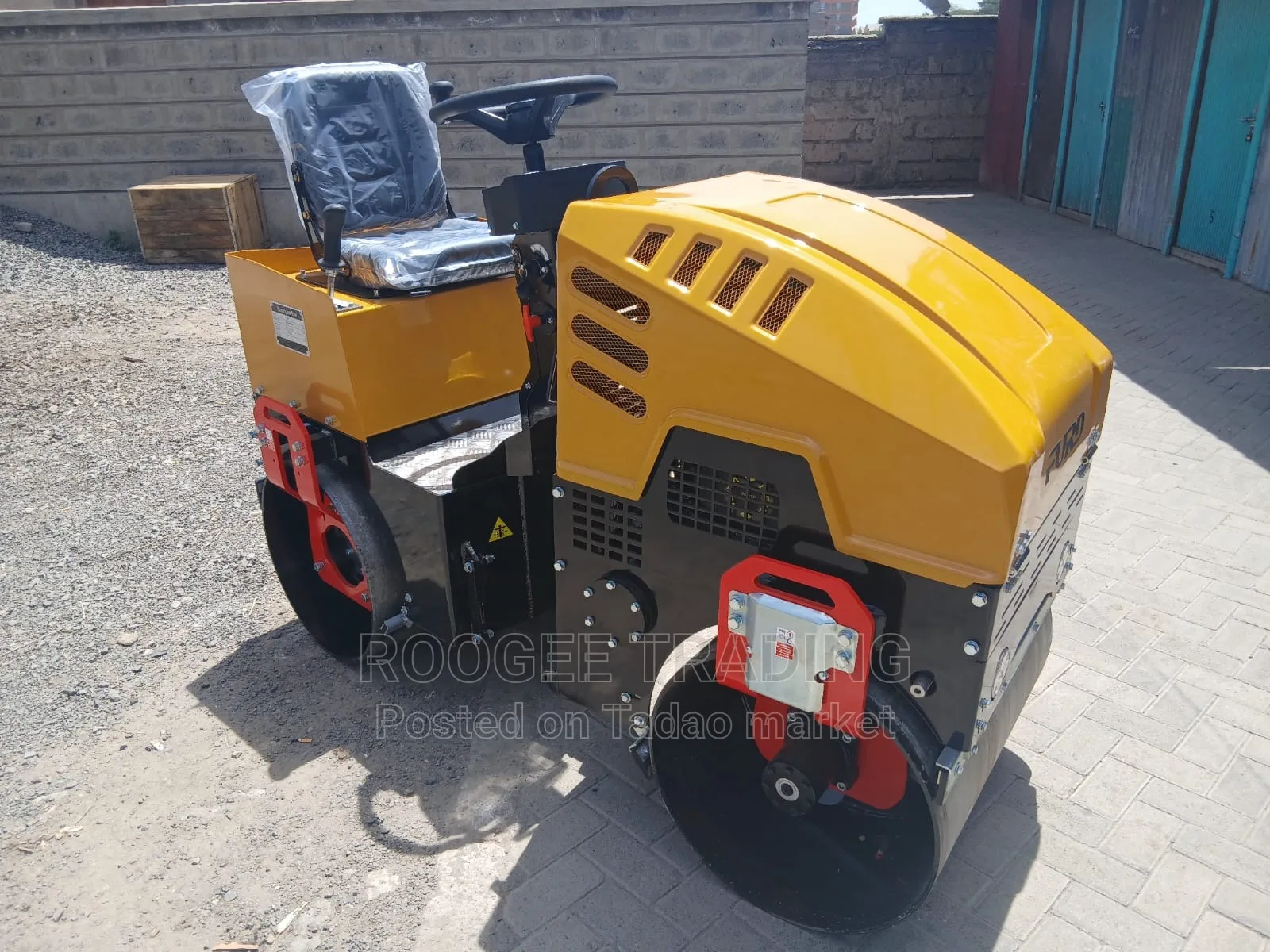 DOUBLE DRUM (SEAT-ON) ROLLER COMPACTOR FOR SALE