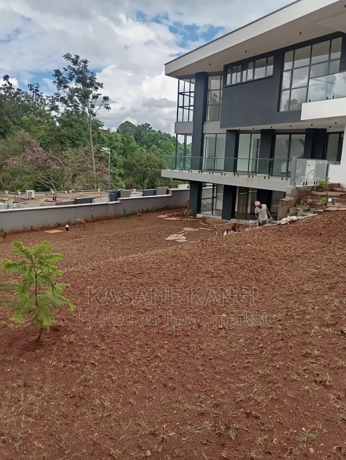 4 bedroom massionate 4