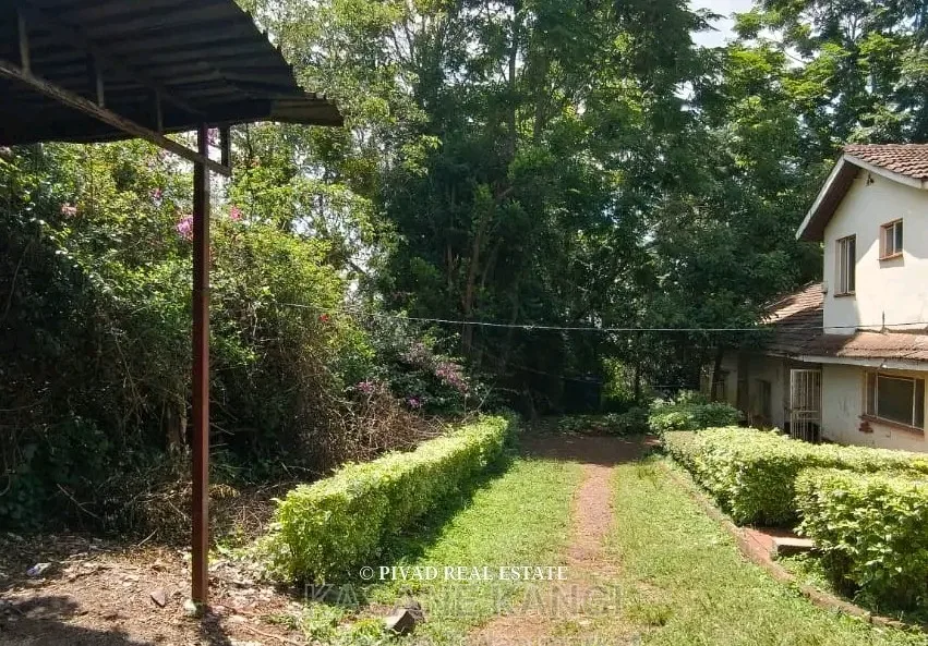 0.75 acre plot for sale 3