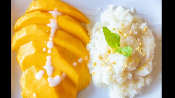 Sweet Rice With Mango (Seasonal)
