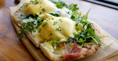 Eggs Benedict Flatbread