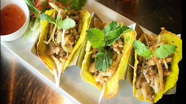 Bánh Xèo Tacos