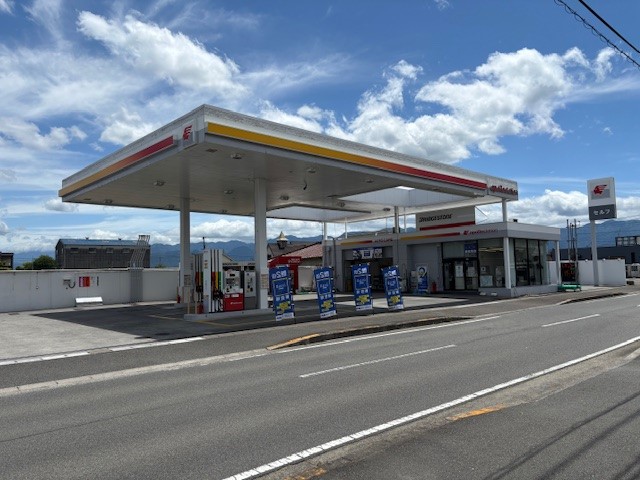 セルフ森松 店舗外観