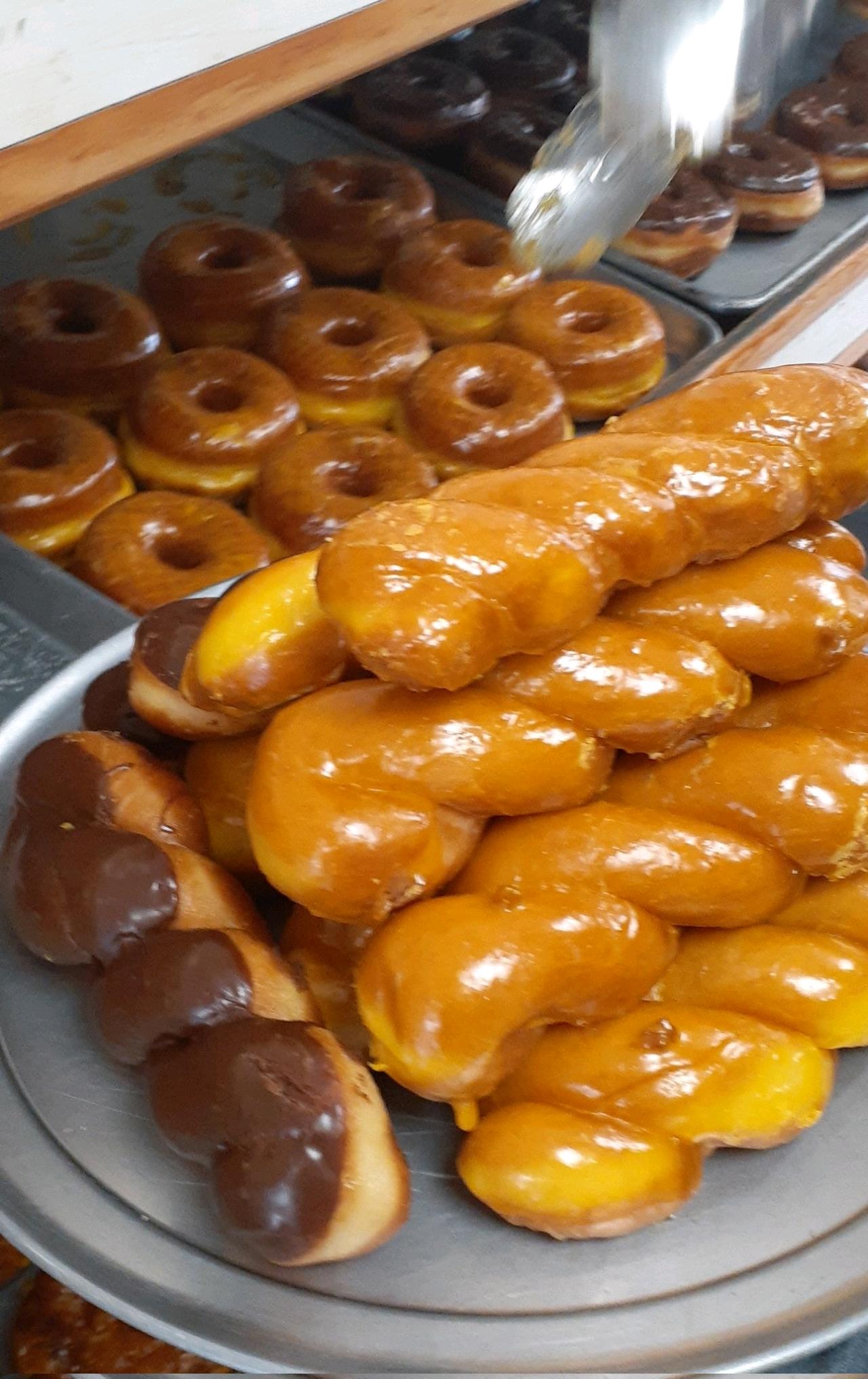 breakfast glazed doughnuts nearby #tijuana #rosarito #tecate 