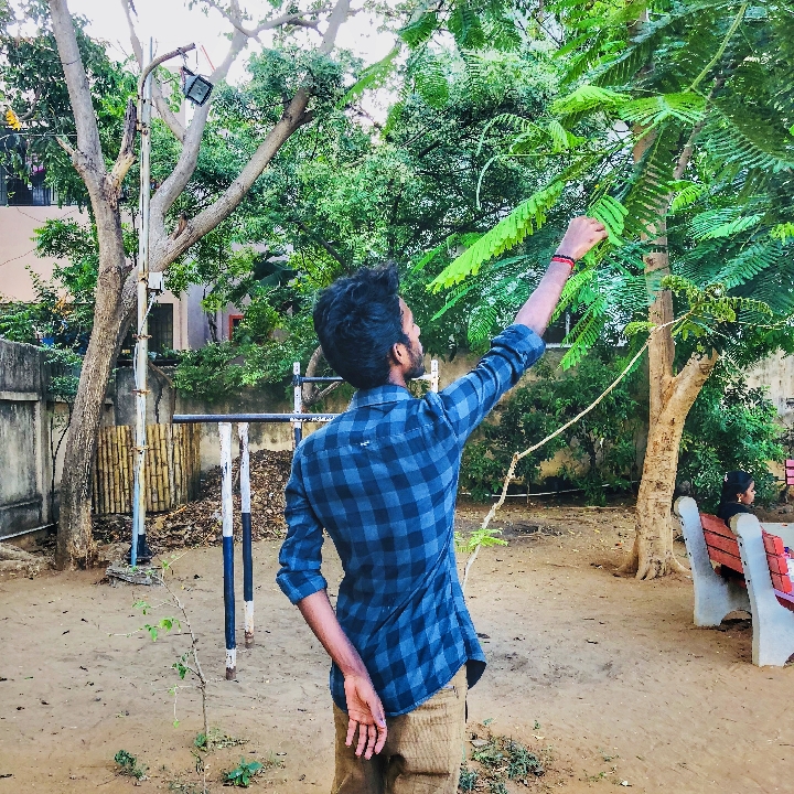 Rishi Vignesh R
