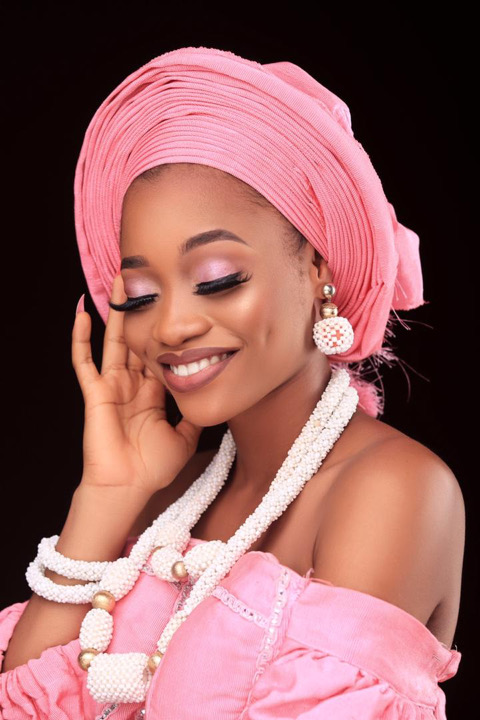 omolola ajasa