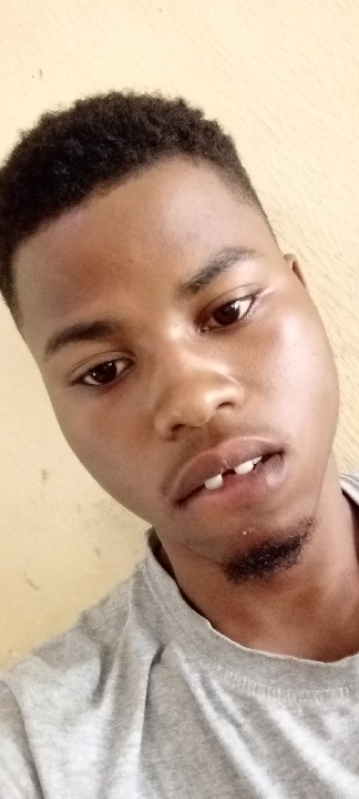 Akinwale Holuwagbemiga