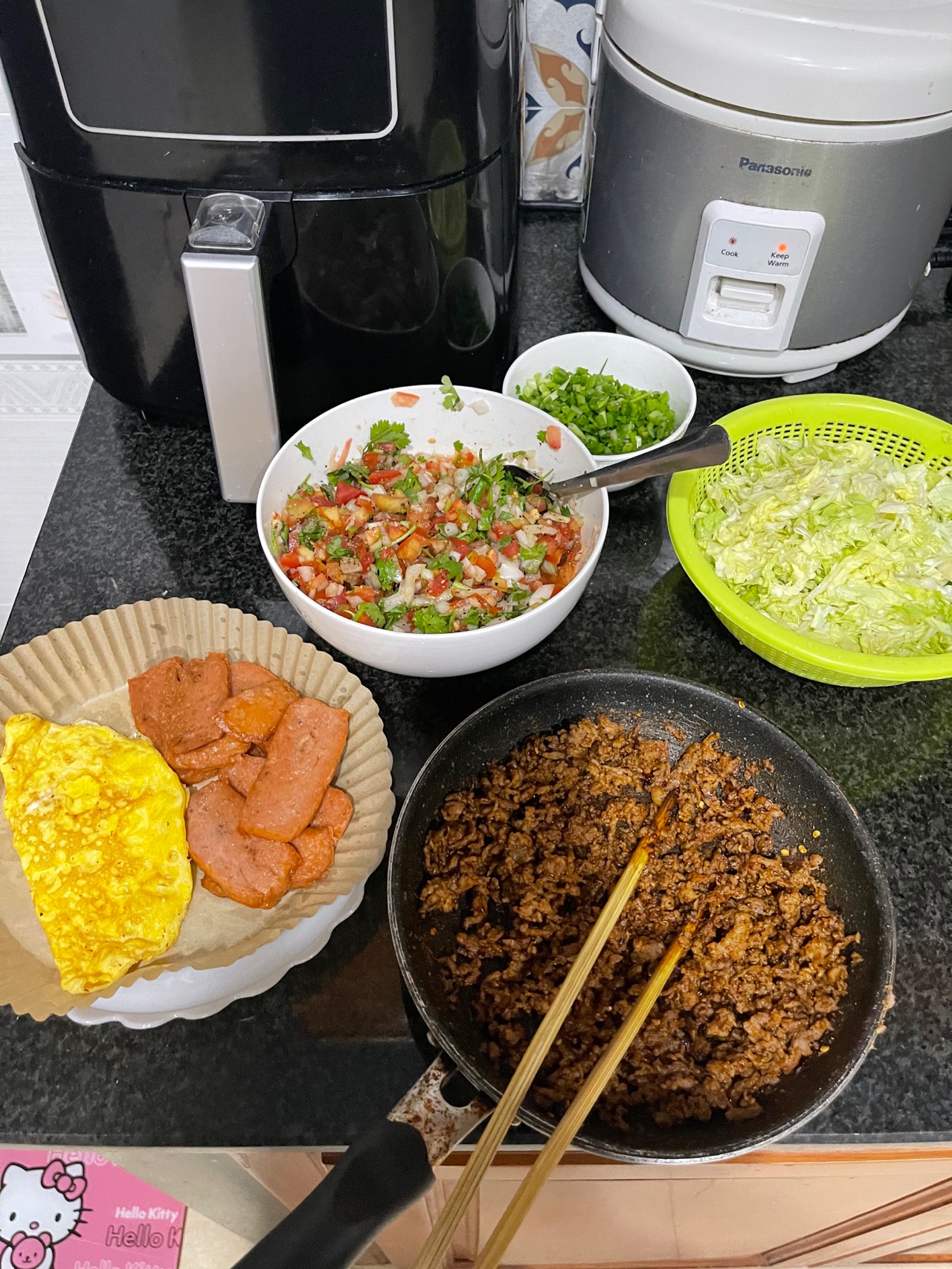 cho #bữatối  món ăn lạ mà ngon #taco 