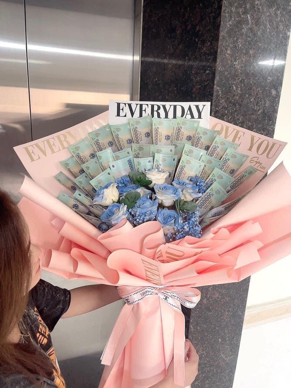 quà 🎁 #8/3 dành cho những người phụ nữ #vietnam #tphcm 🛍️🎁🎁🎁💐💐💐💐