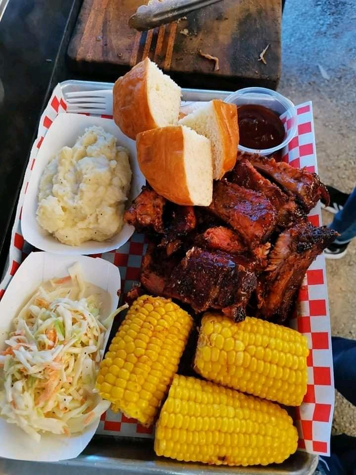 #Capos Barbecue located in #rosarito #tijuana #mexico #texasstyle #bbq #restaurant #bbqlovers #bbqlife #bbqporn #bbqhouse #bbqfood #pulledpork