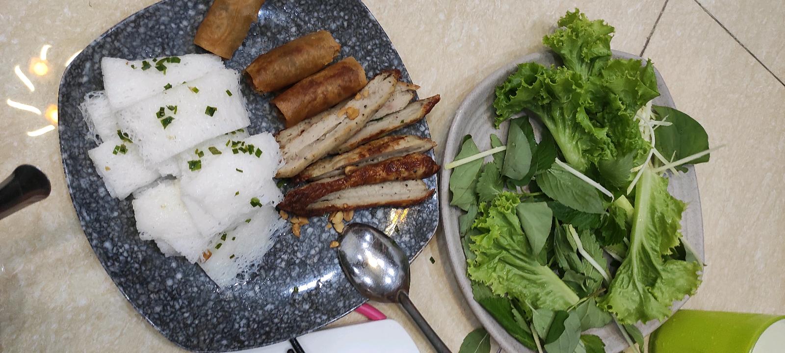 banh hoi voi nem nuong #TPHCM #grab #nearby