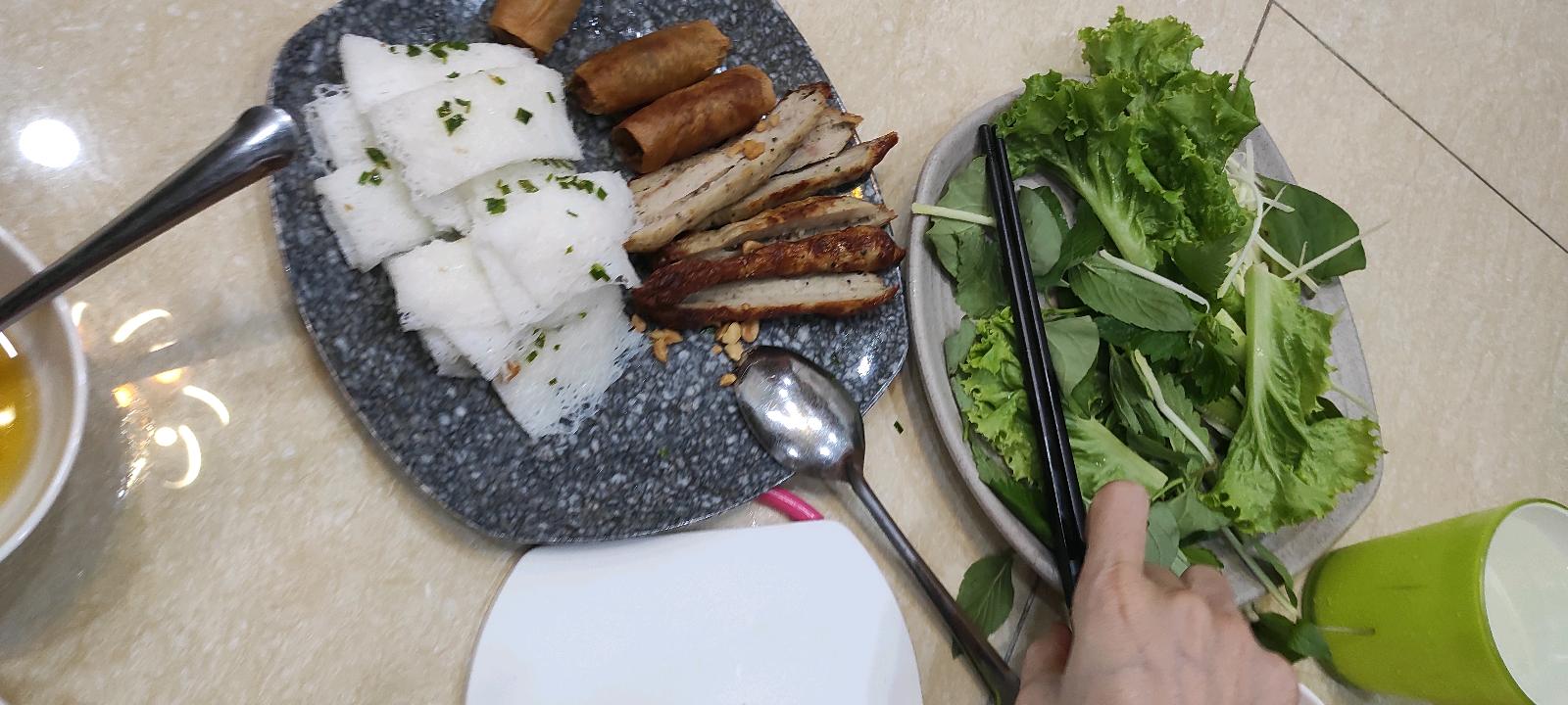 banh hoi voi nem nuong #TPHCM #grab #nearby