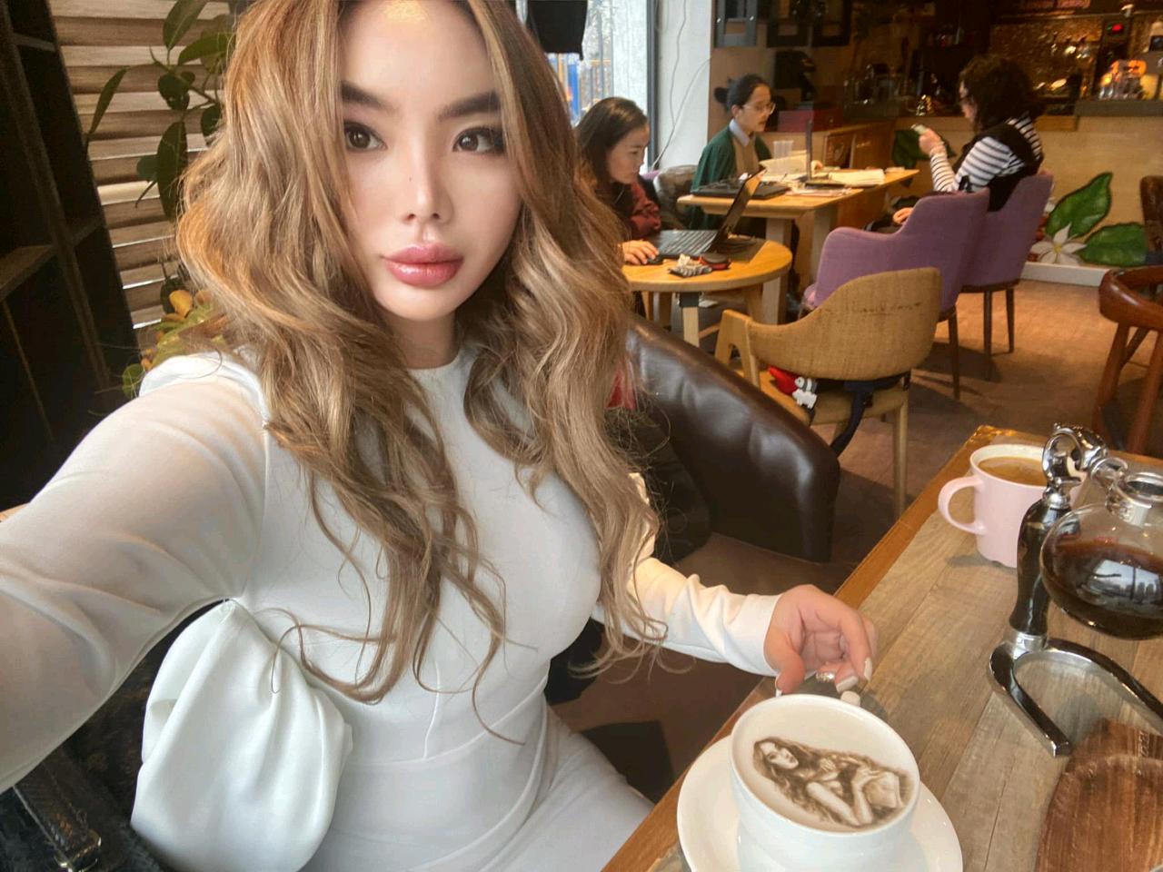 Coffee Esperanto #Mongolia - н кофе үнэхээр гоё байна аа 😘☕️ Энд тэнд хөөрүүлсэн сүү ууж явсаар үнэхээр кофе уумаар санагдаж ийшээ ирлээ 🙌 Баярлалаа #ulaanbaatar