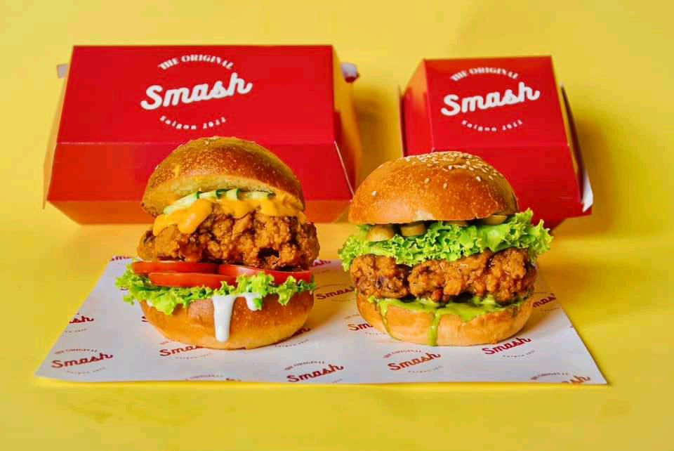 𝗧𝗵𝗲 best buffalo chicken 𝗦𝗺𝗮𝘀𝗵 𝗕𝘂𝗿𝗴𝗲𝗿 Los Angeles nearby restaurant  in #DTLA #ubereats #coupon code