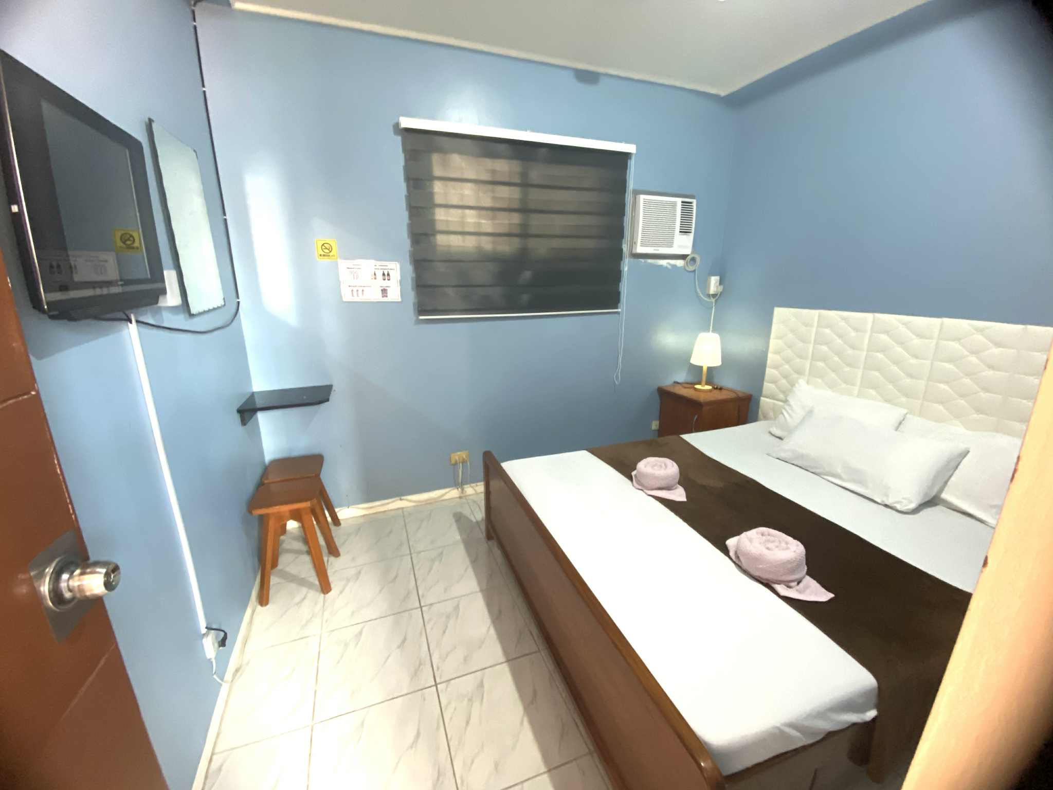 Thumbnail for Image for room 1