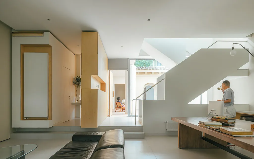 PARENTS’ House / YES.ARCH