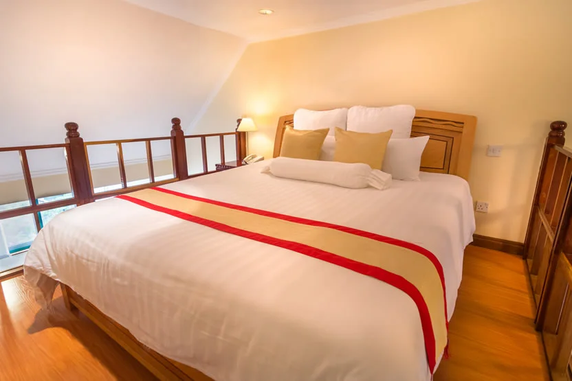 Gold crest hotel