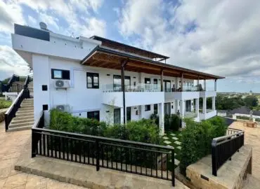 Moshono hillside boutique hotel 