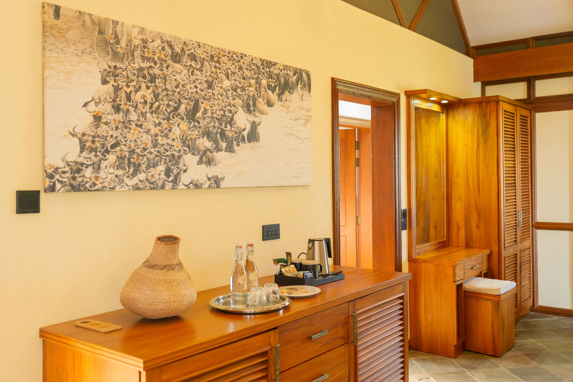 Kimarishe serengeti lodge 