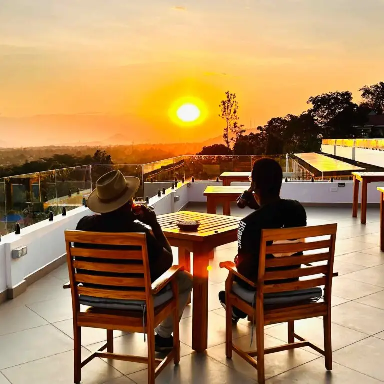 Moshono hillside boutique hotel 