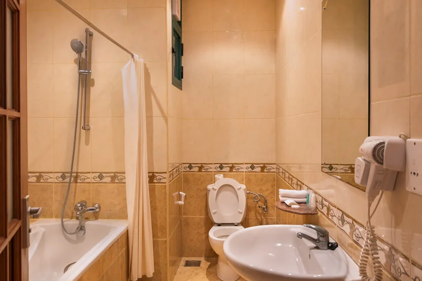 Gold crest hotel