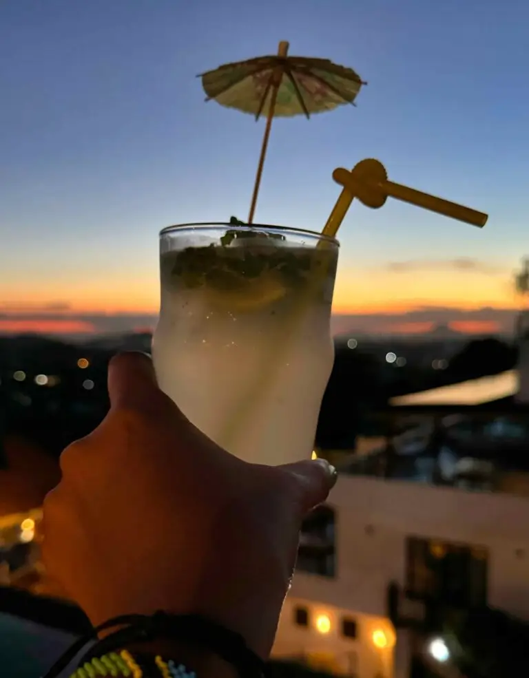 Moshono hillside boutique hotel 