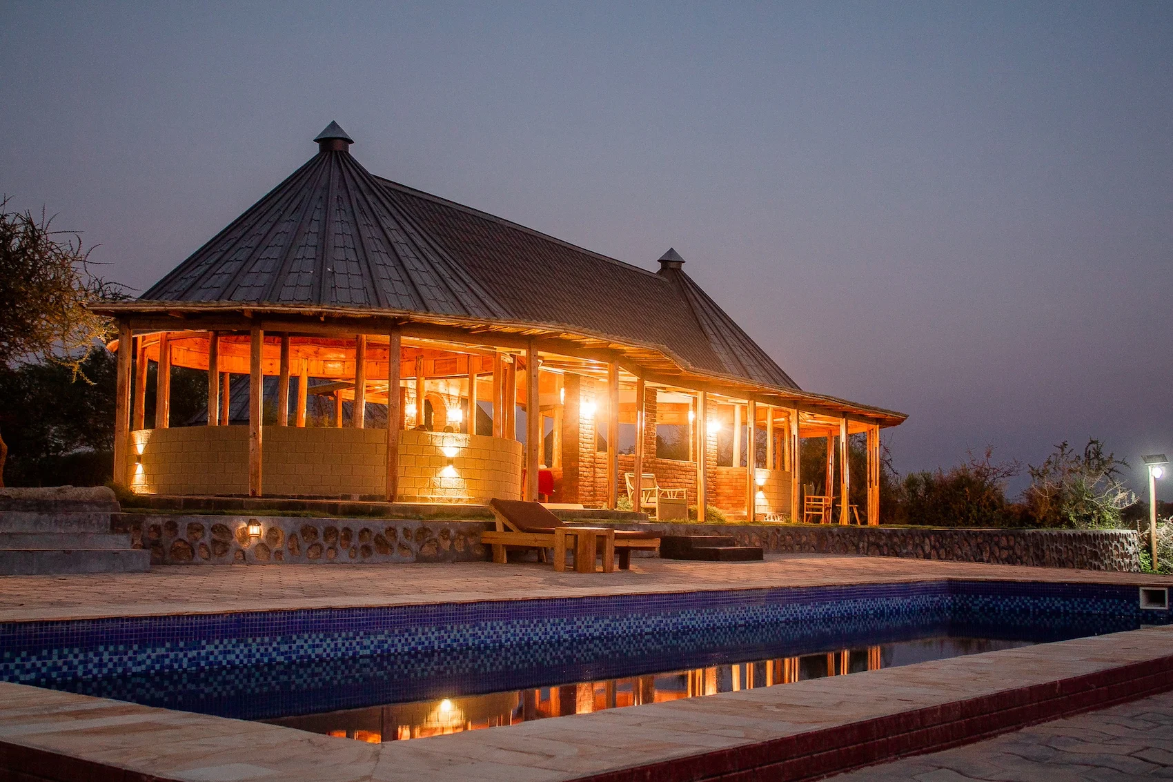 Naibala Manyara Lodge  NAIBALA MANYARA LODGE