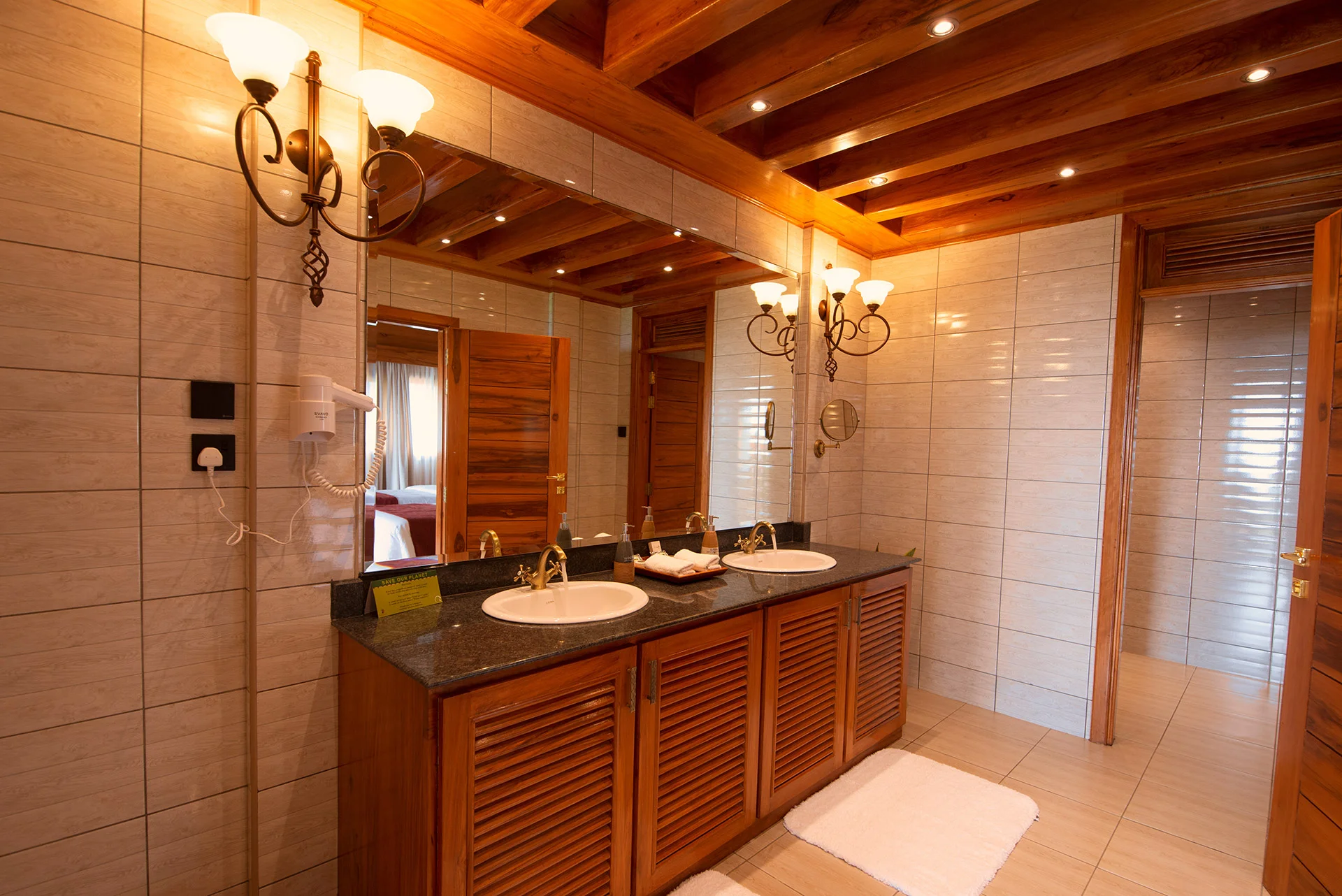 Ngorongoro Rim lodge