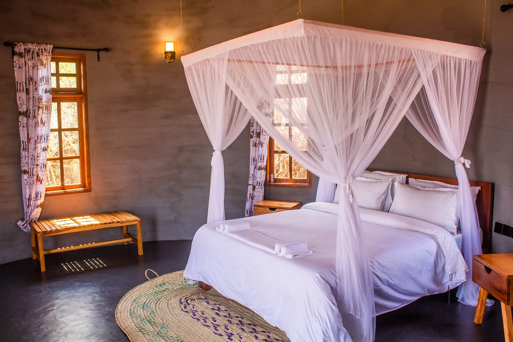 Naibala Manyara Lodge  NAIBALA MANYARA LODGE