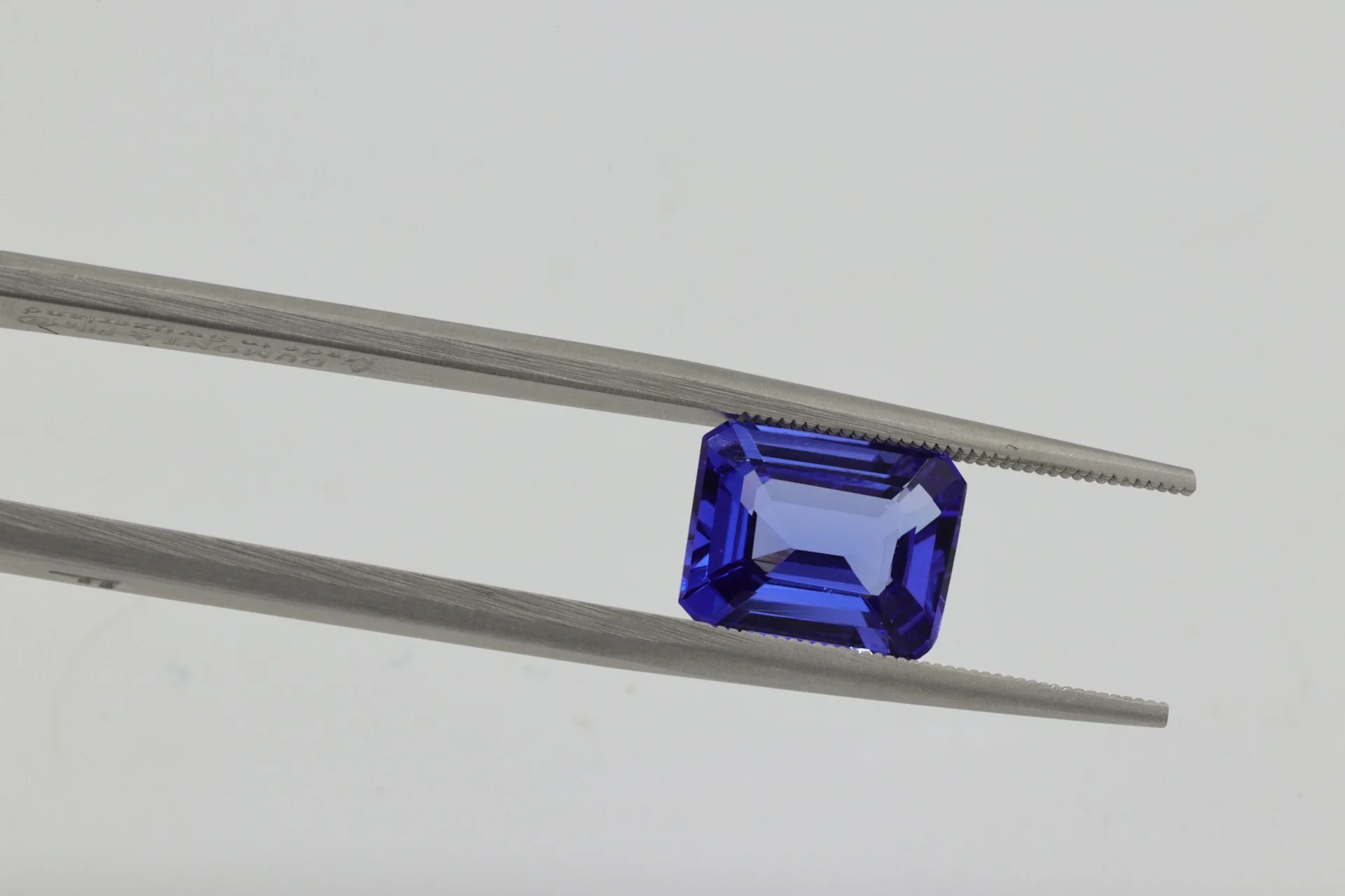 Tanzanite Experience Museum: Arusha Visitor Guide