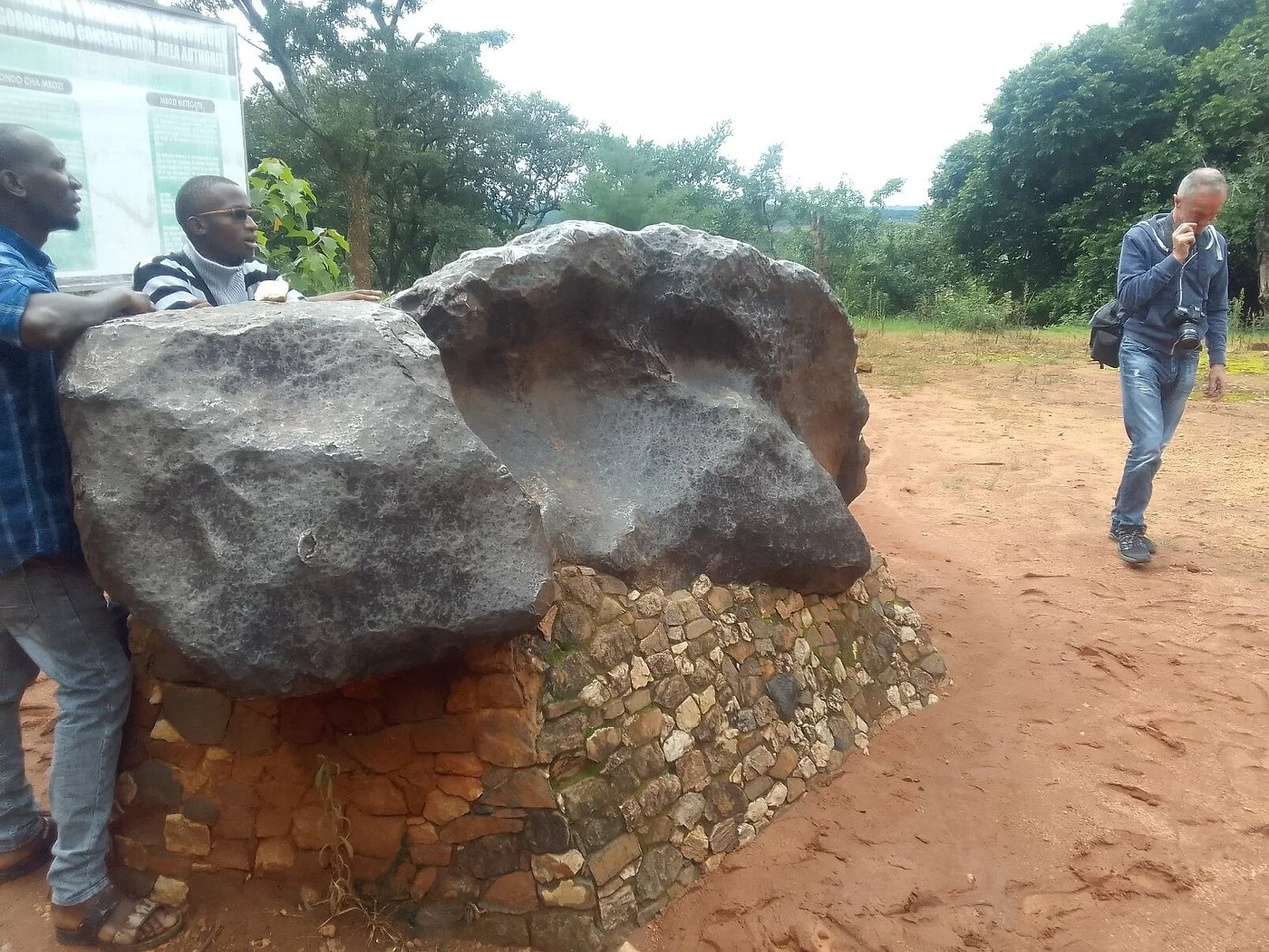 Mbozi Meteorite – photo 6