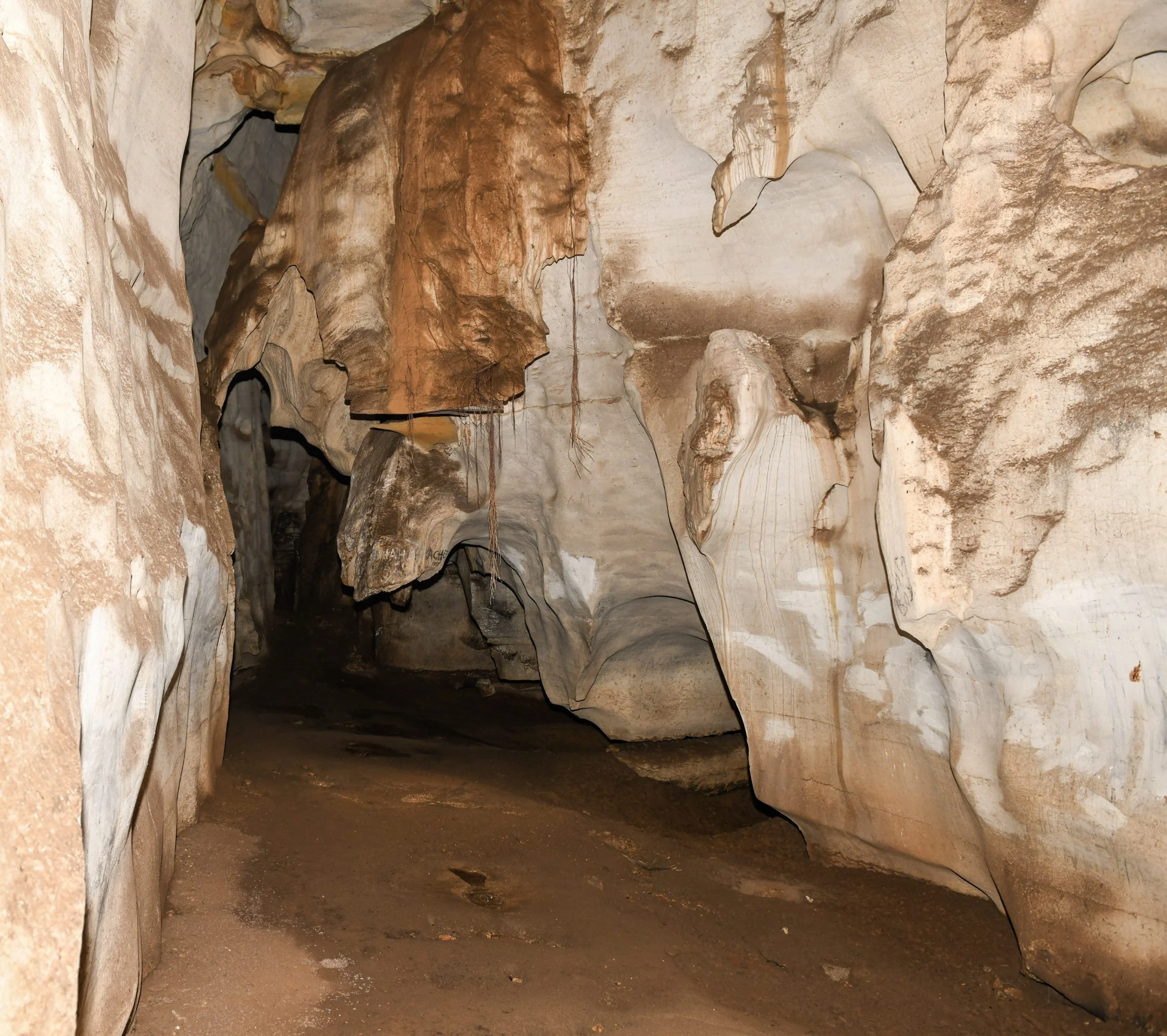Amboni Caves