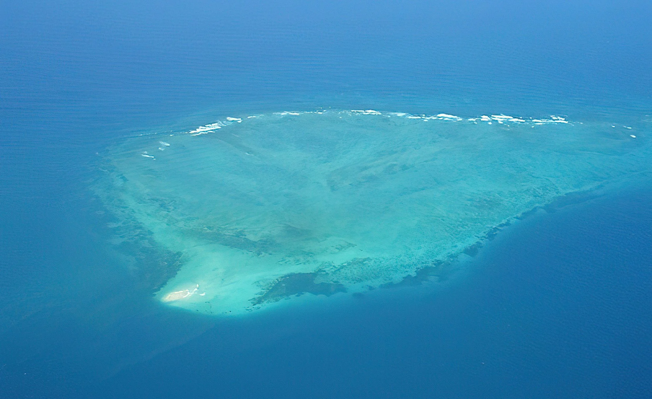 Fungu Yasin Sand Bar – photo 9