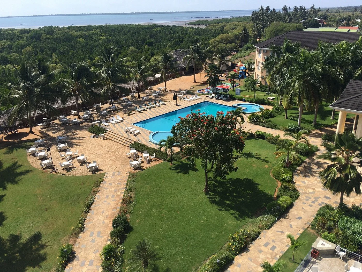 Tanga – photo 13