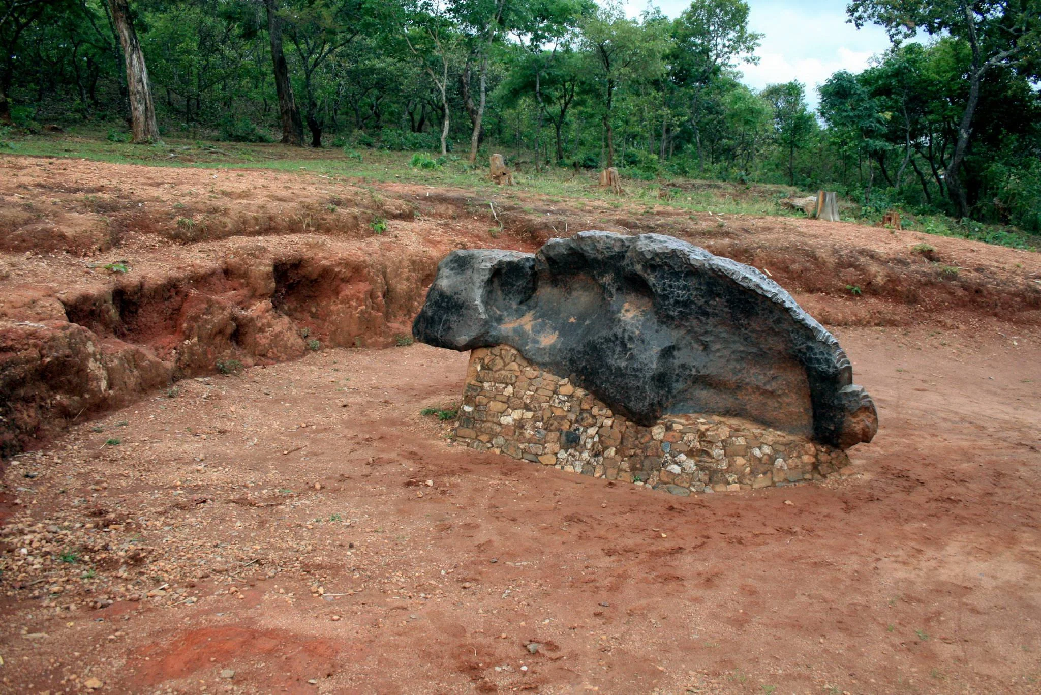 Mbozi Meteorite – photo 9